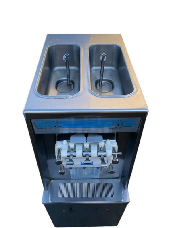Taylor ice cream machine 794-33 Air Cooled , 3ph power. - Image 5